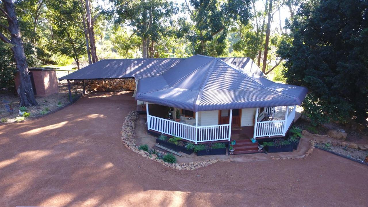 Quiet Escapes Cottages Mundaring Exterior photo